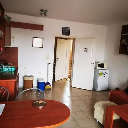 Sunnyapartment Апартаменты *